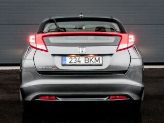 Honda Civic 1.8 104kW