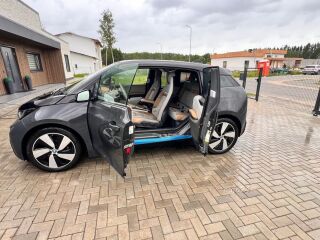 BMW i3 75кВ