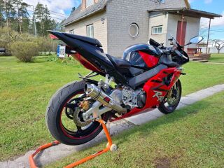 Honda CBR 900 Fireblade 954RR R4 111kW