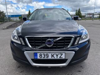Volvo XC60 Momentum 2.0 R5 D3 100кВ
