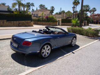 Bentley Continental GTC 4.0 373кВ