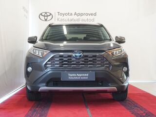 Toyota RAV4 Luxury Plus 2.5 131кВ