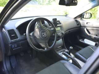 Honda Accord 2.0 114kW