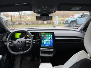 Renault Scenic E-Tech electric iconic 220 long range 55kW