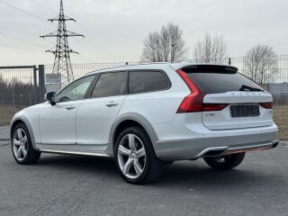 Volvo V90 Cross Country D4 OCEAN RACE Intelli Safe Pro A 2.0 140kW