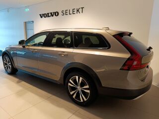 Volvo V90 Cross Country AWD B4 KERS 2.0 145kW