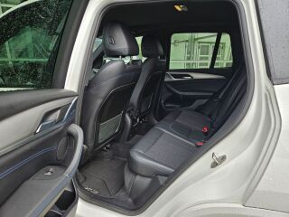 BMW X3 xDrive30i M-Sportpakett 2.0 185кВ