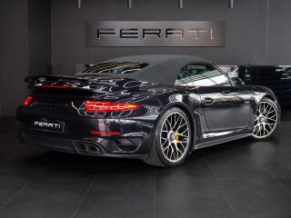 Porsche 911 Turbo S Cabrio 3.8 412kW