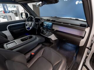 Land Rover Defender 90 X-Dynamic SE 3.0 183kW