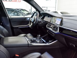 BMW X5 xDrive30d 3.0 210кВ