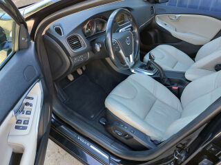 Volvo V40 SUMMUM XENIUM 1.6 T3 110kW