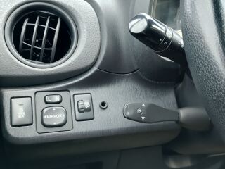 Toyota Yaris 1.4 66кВ