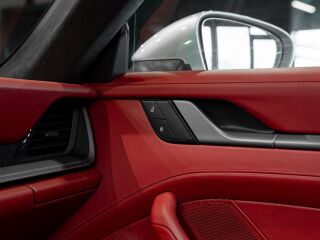 Porsche 911 992 Carrera 4 3.0 283kW