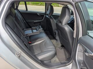 Volvo V60 2.4 158kW