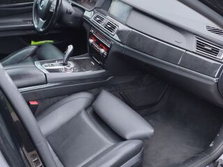 BMW 740 3.0 R6 240kW