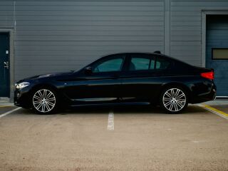 BMW 520 M-Sportpakett Shadowline xDrive 2.0 B47 140kW
