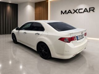Honda Accord 2.0 115kW