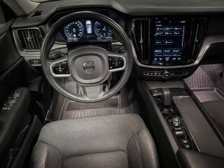 Volvo V60 Momentum B4 KERS 2.0 145kW