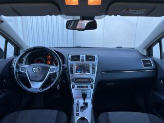 Toyota Avensis Linea Sol 1.8 108kW