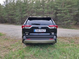 Toyota RAV4 Luxury Plus AWD 2.5 131kW