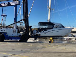Beneteau Antares 8 3.0 V6 Evinrude 250 HQ  G2 185kW