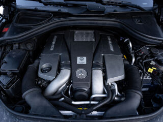 Mercedes-Benz GL 63 AMG 5.5 V8 410kW