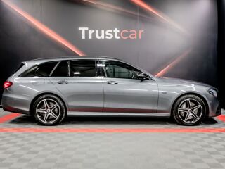Mercedes-Benz E 300 AMG Designo 2.0 143kW