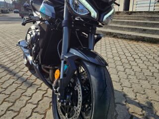 Triumph Street Triple 765 RS R3 96kW