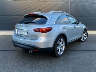 Infiniti QX70 3.0 175kW