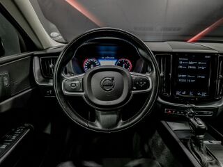 Volvo XC60 D4 Momentum 2.0 140kW