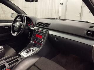 Audi A4 S-Line 2.0 103kW