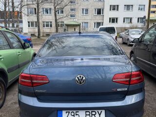 Volkswagen Passat Highline 1.8 132kW