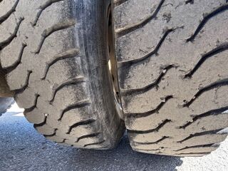 Mercedes-Benz Arocs 3258 8x4*4 STEEL 425кВ