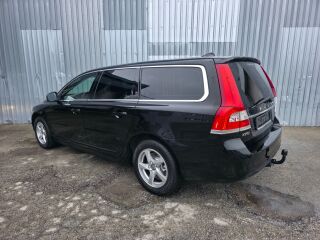 Volvo V70 Momentum Black Solid 2.0 88kW