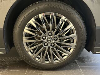 Lexus LM 350h Executive 2.5 140кВ