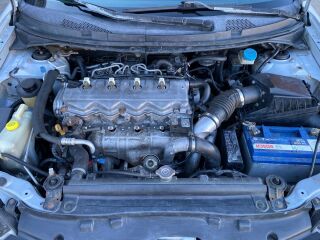 Nissan Primera 2.2 R4 93kW