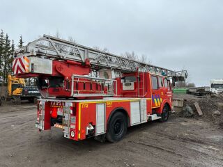 Mercedes-Benz 1424F