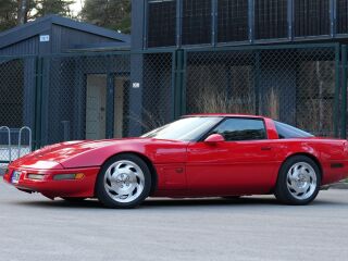Chevrolet Corvette 5.7 221kW