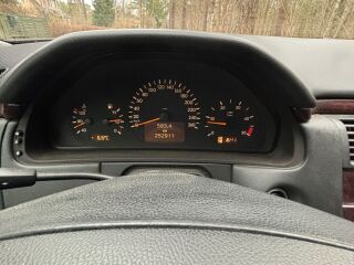 Mercedes-Benz E 200 2.1 85kW