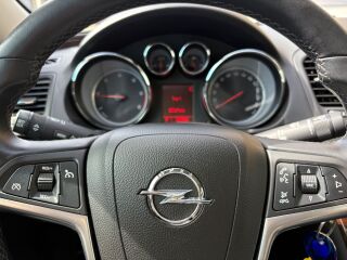 Opel Insignia 2.0 118kW