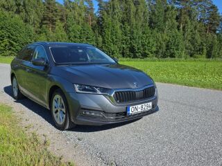 Skoda Octavia Elegance plus 2.0 110kW