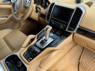 Porsche Cayenne 3.0 180кВ