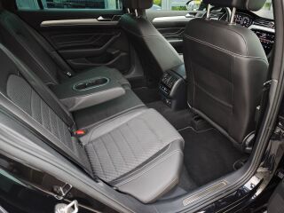 Volkswagen Passat R-Line 2.0 110kW
