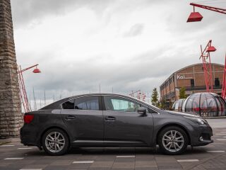 Toyota Avensis 1.8 108кВ