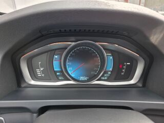 Volvo V60 Summum AWD Plug-In Hybrid Ice White 2.4 D5 158kW