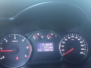 Kia Carens 1.7 85кВ