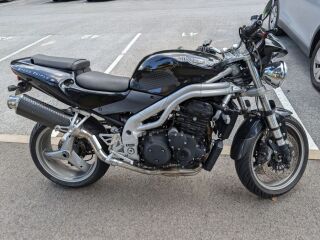 Triumph Speed Triple 955i 88kW