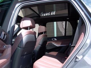BMW X5 xDrive30d M Sports package 3.0 210kW