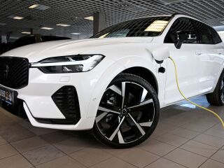 Volvo XC60 AWD T8 4C B&W LUXURY+ ULTRA BLACK INTELLI FUL 2.0 T8 Plug-in facelift 335кВ