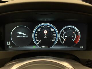 Jaguar F-Pace R-Sport AWD 2.0 132kW